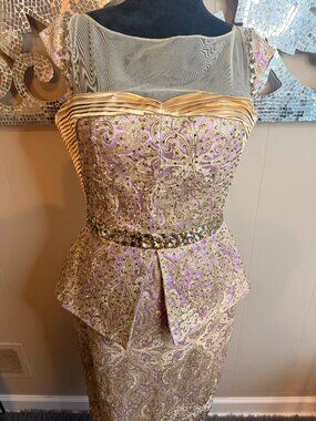 💜✨ Gold & Lavender Luxe Peplum Dress 💎 Elegant Sparkle Statement 💃 Size 10/12